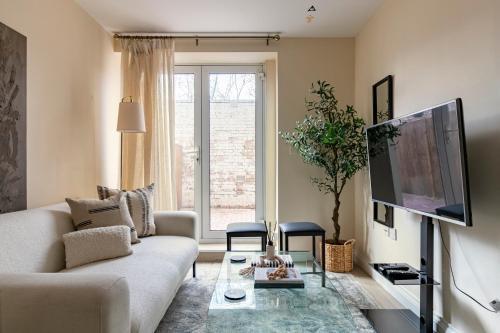 North London - one bed flat- entire unit - Tap to explore photos