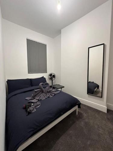 London Westminster nearby Zone1 - Tap to explore photos