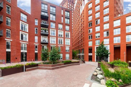 Stylish central 2BDR flat, comm garden I Smarthost