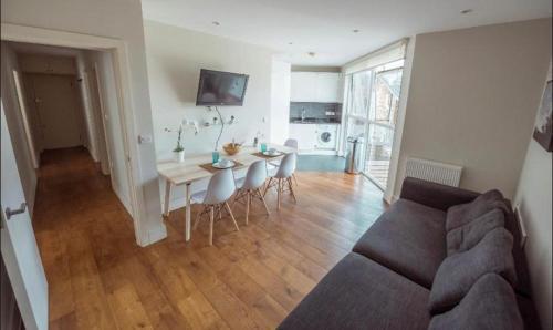 Splendid Euston flat - Tap to explore photos