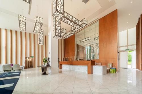 Stylish and Comfortable Canary Wharf Apartment perfect for long stays - Tap to explore photos