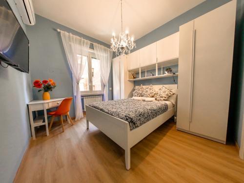 Chic Modern 2-Bedroom near Metro