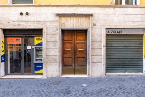 Urban Chic 2 BR Vatican Escape - Tap to explore photos