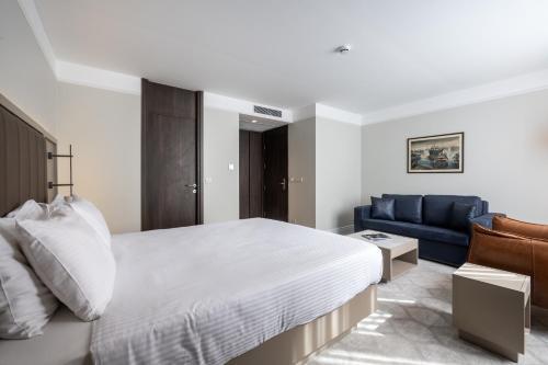 Noble Pangaltı Room Type - Quadruple Room