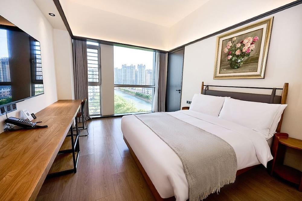 Shanghai T Plus Hotel Residence Room Type - Executive Suite