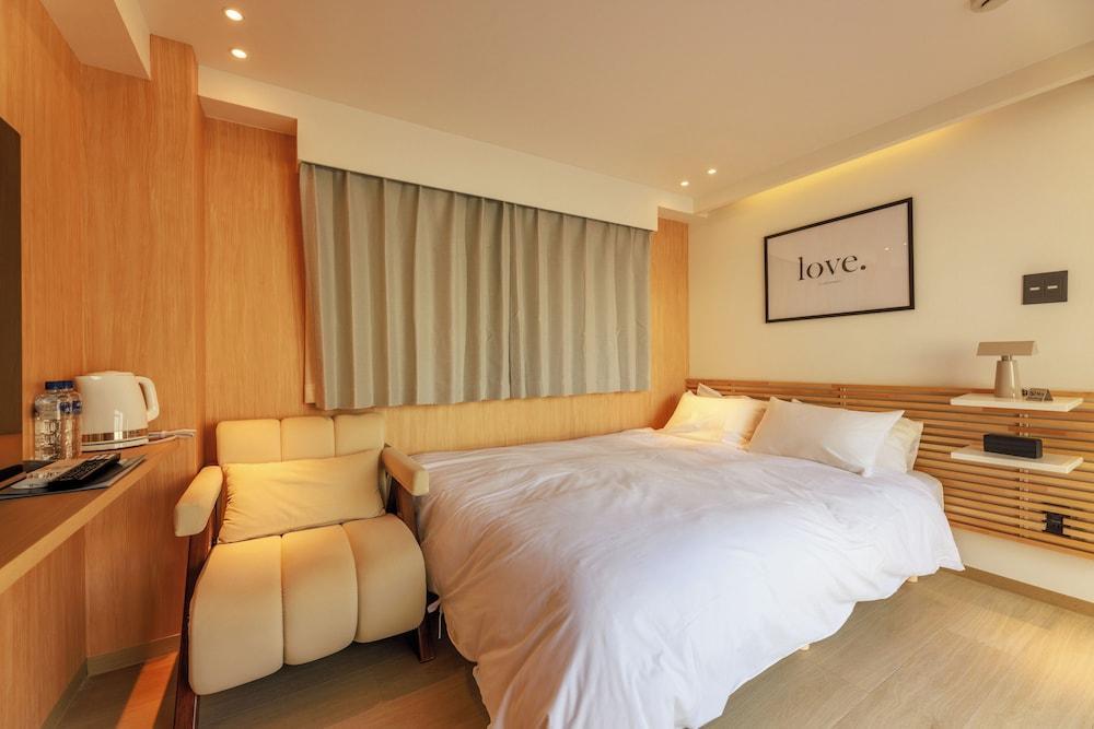 MKG Home Room Type - Superior Apartment