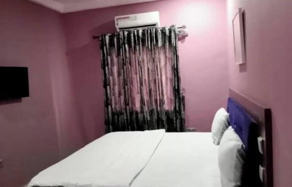 Fibis Hotel Room Type - Standard Single Room