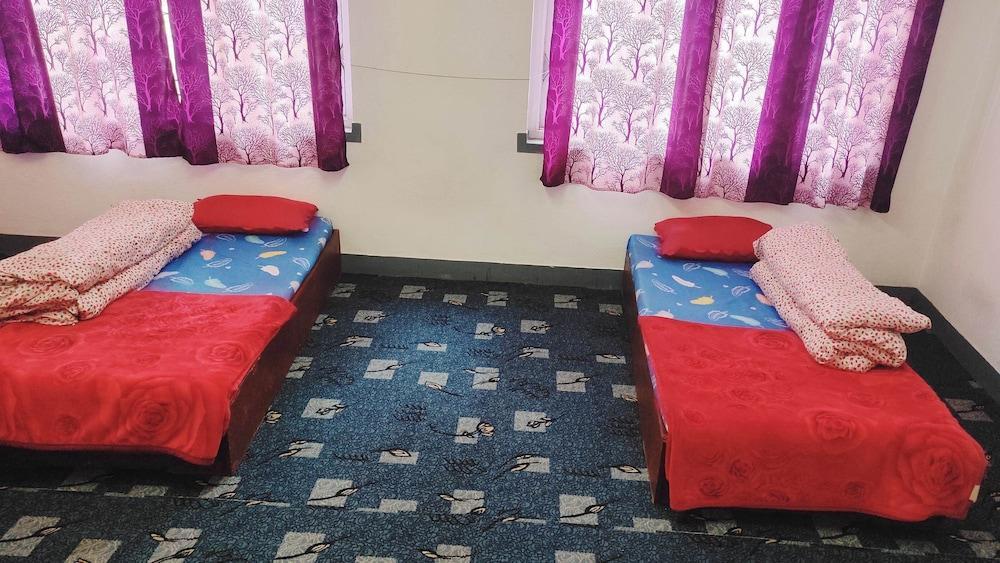 Budget Backpackers Hostel Room Type - Economy Shared Dormitory, Men only