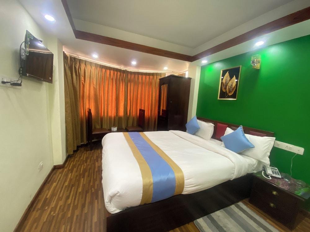 Charming Durbar Hotel - Tap to explore photos