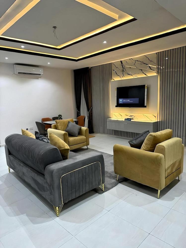 Luxury 2 bed Service Apartment at Ikate - Tap to explore photos