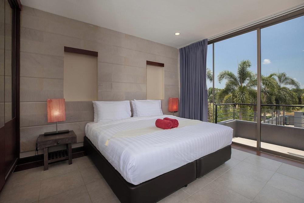 Modern 3BR Pool Access Villa Argent 6 Room Type - Design Villa, 3 Bedrooms, Garden View