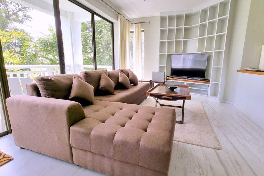 Laguna 2BR Apartment 2223 in Allamanda 2 - Tap to explore photos
