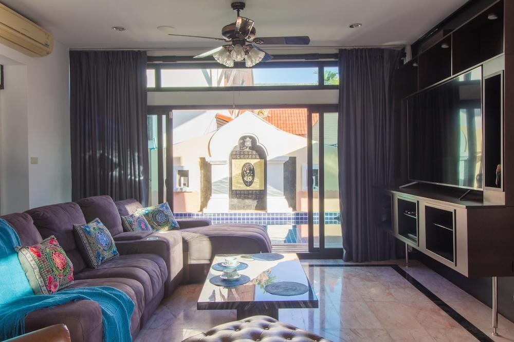 Thabali Oasis private pool 3bhk - Tap to explore photos