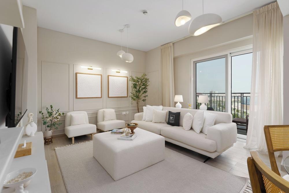 Maison Privee - Charming Retreat w/ Panoramic Views on Yas Island - Tap to explore photos