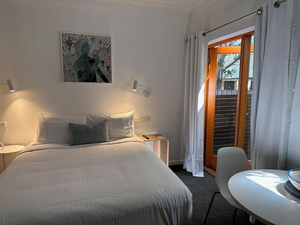 MAC St Kilda - Acland Melbourne Apartment Collection. Room Type - Standard Studio