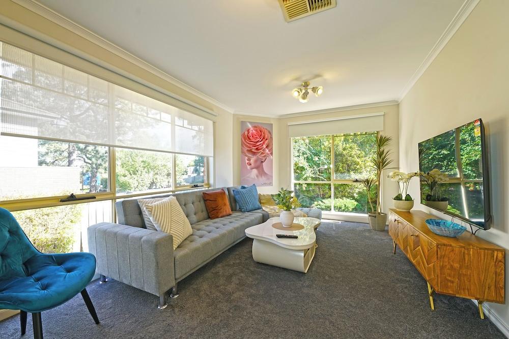 Exquisite 2BR Staycation Ringwood Room Type - Family House Exquisite 2BR Staycation Ringwood Room Type - Family House