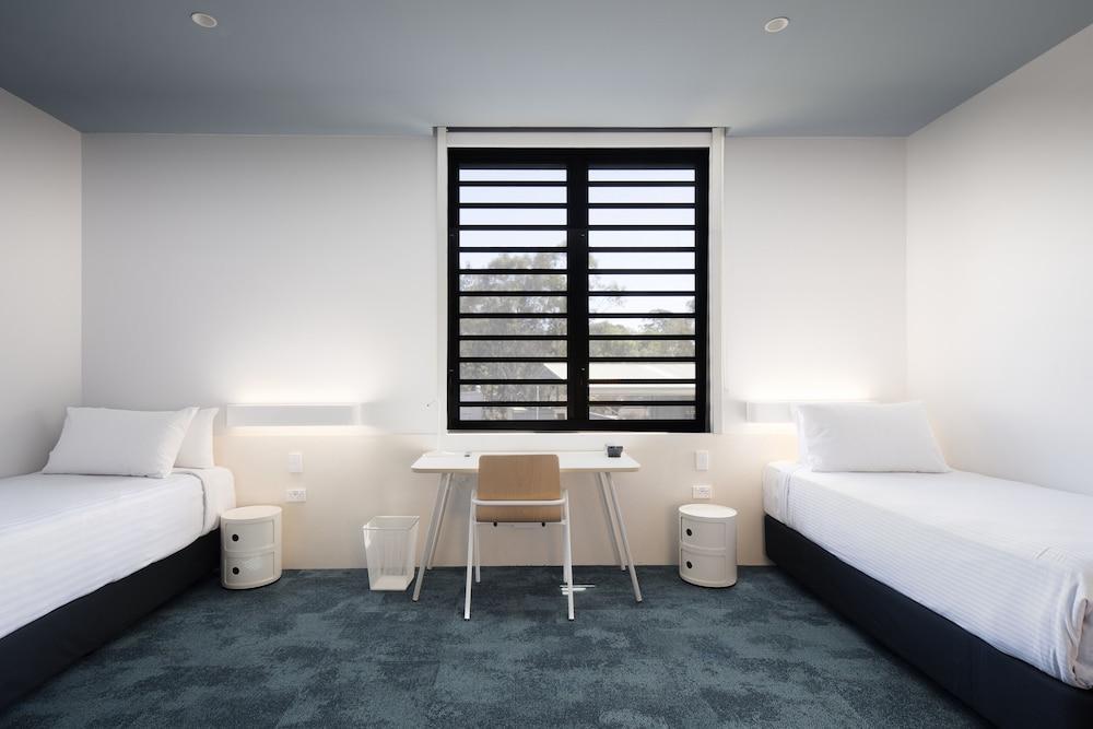 The Lodge, Blacktown - Sydney Room Type - Quadruple Room, Multiple Beds (Share) The Lodge, Blacktown - Sydney Room Type - Quadruple Room, Multiple Beds (Share)