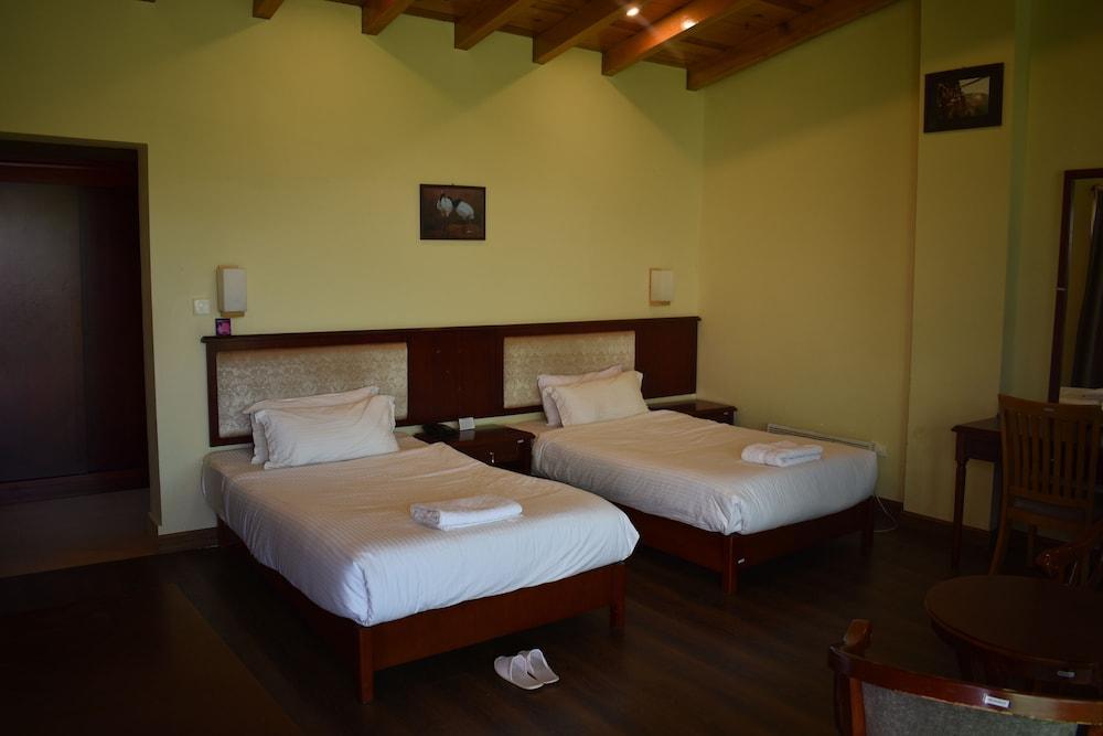 Whispering Woods Resort Room Type - Standard Double or Twin Room
