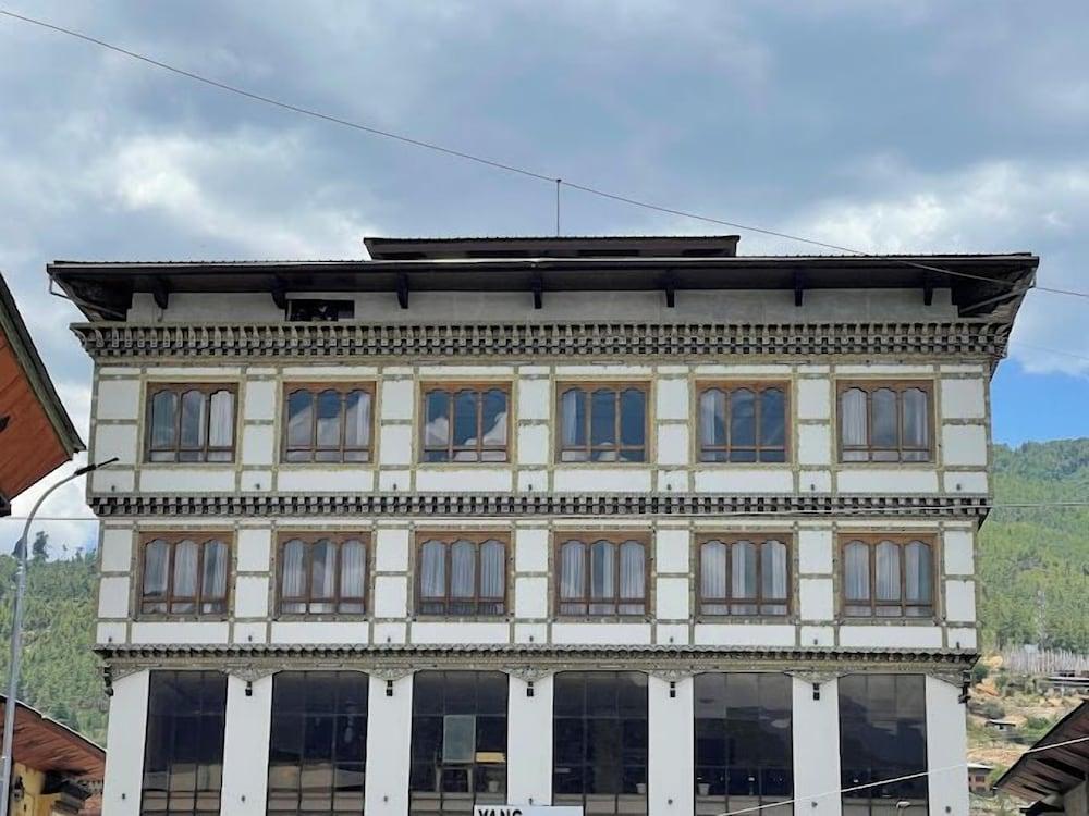 Yang Bhutan Hotel - Tap to explore photos