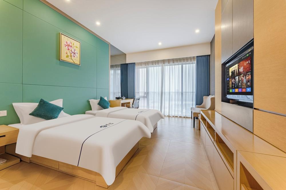 Side Apartment Room Type - Standard Twin Room
