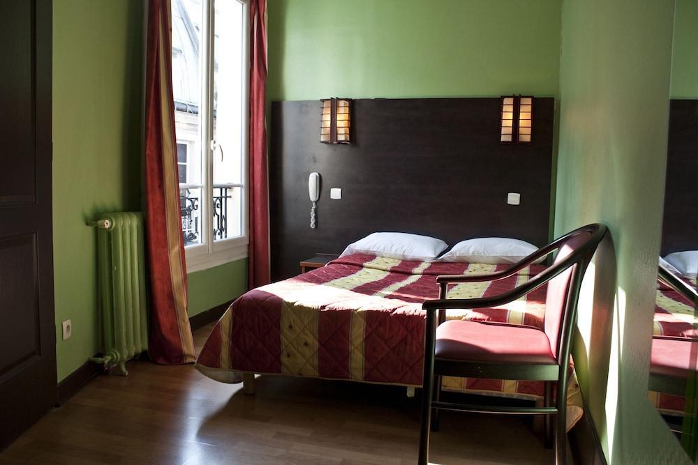 Hotel Cambrai - Tap to explore photos