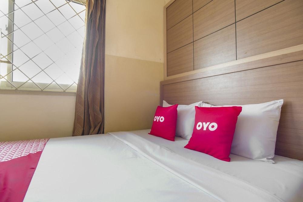 OYO 3755 Sweet Home - Tap to explore photos