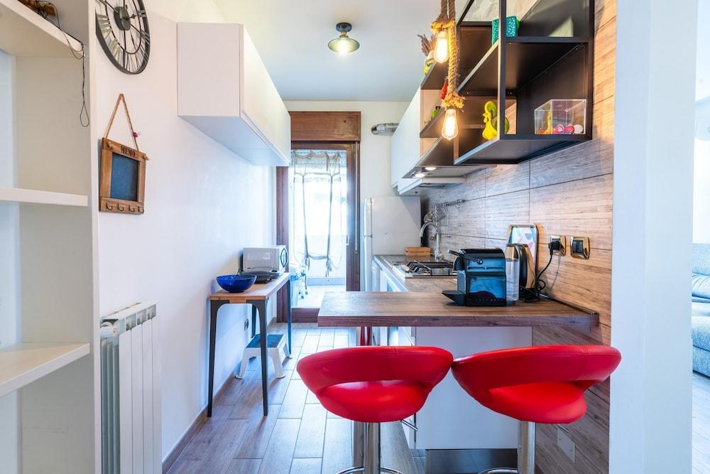 Casa Longanesi in Rome - Tap to explore photos