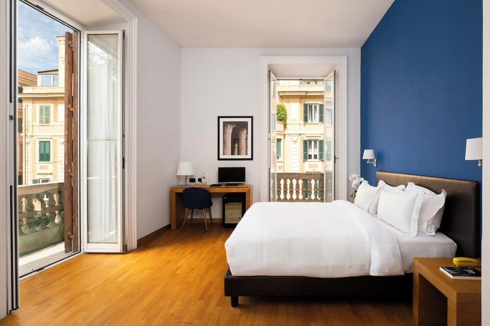 Sky Blue Place Rome Room Type - Standard Triple Room, City View