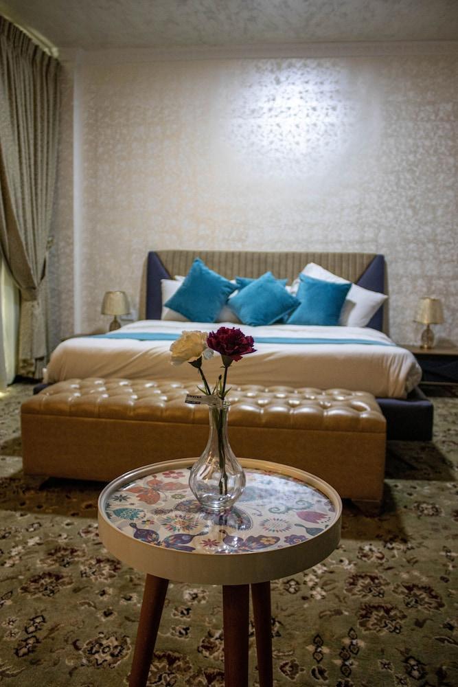 The Castle hotel Room Type - Royal Suite