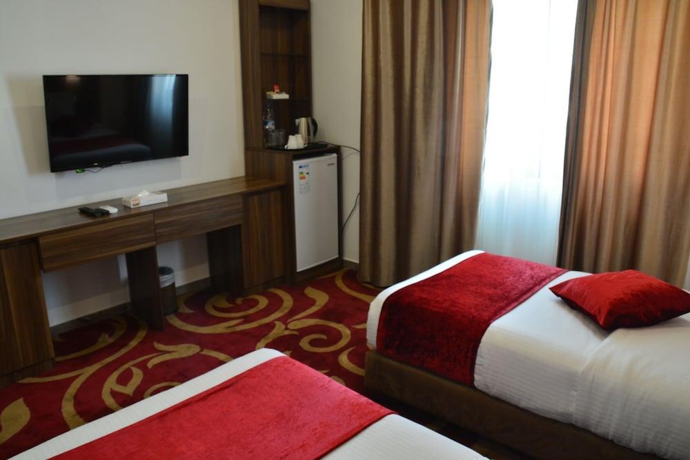 Park Plaza Hotel Room Type - Family Suite