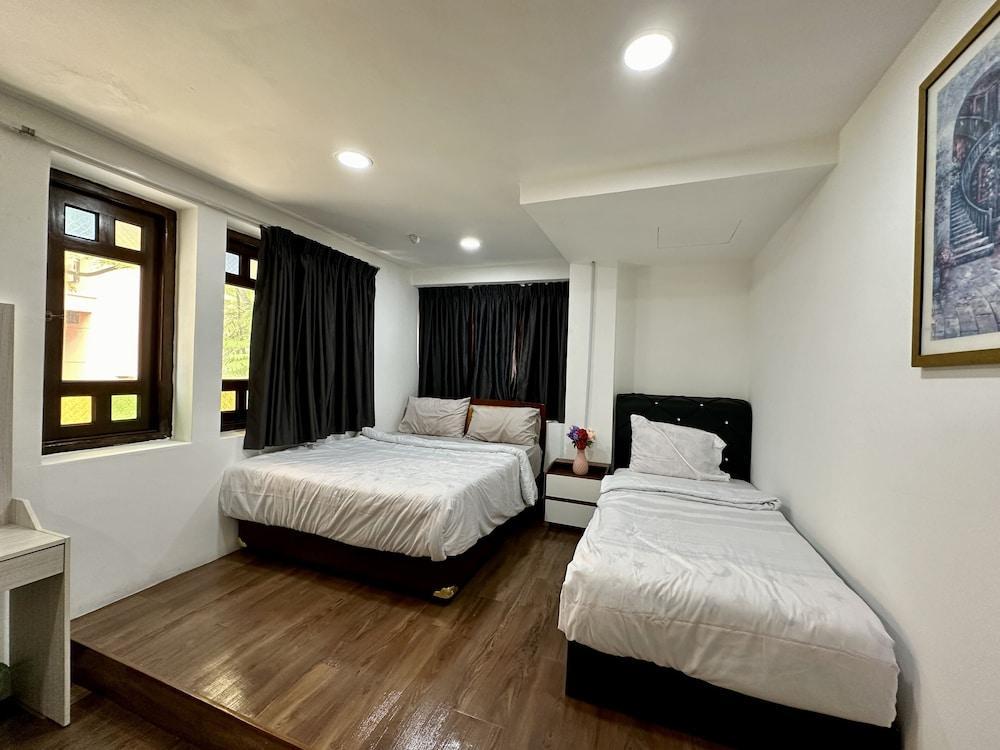 Hotel Arba Room Type - Premium Triple Room