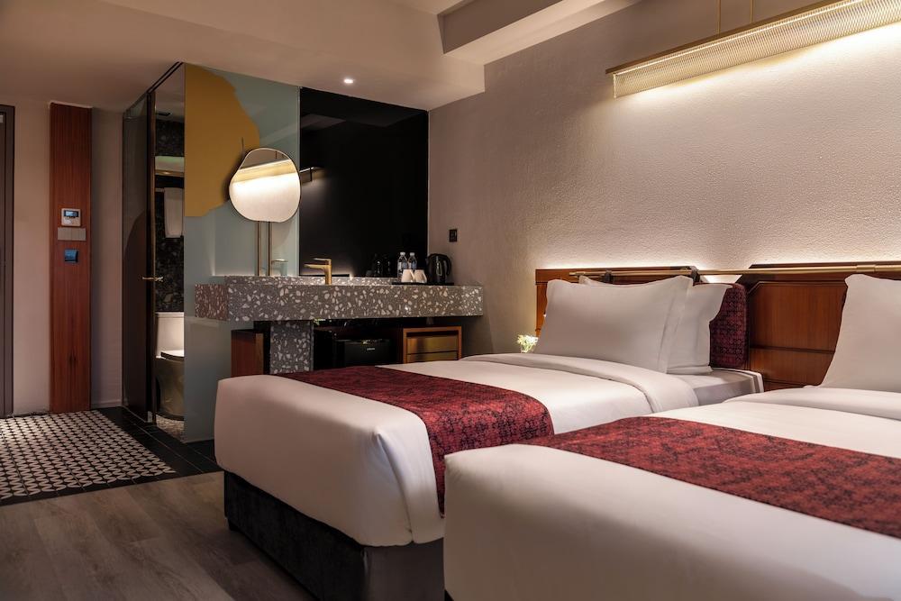 Bintang Collectionz Hotel Room Type - Standard Twin (no window)