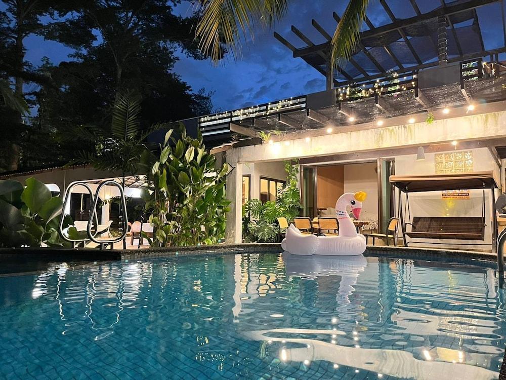 Bangsar Private Pool Villa Kuala Lumpur - Tap to explore photos