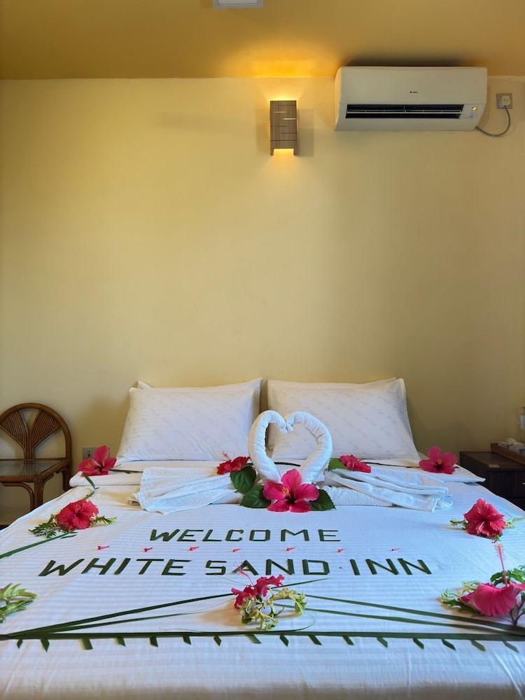 White Sand Inn Room Type - Basic Double Room