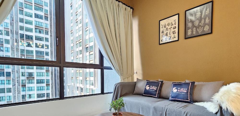 Cubic Botanical Premium Suites atBangsar Room Type - Deluxe Suite
