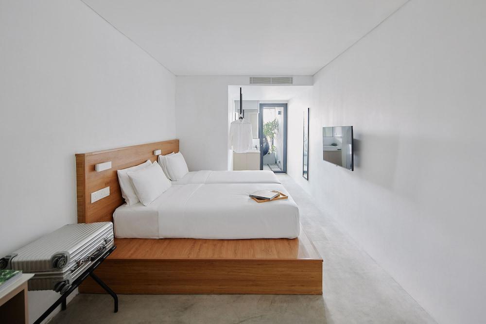 Lloyd's Inn Kuala Lumpur Room Type - Business Double or Twin Room