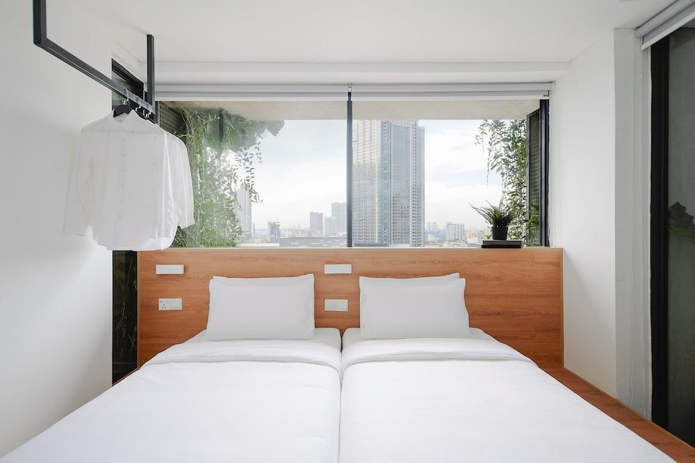Lloyd's Inn Kuala Lumpur Room Type - Superior Double or Twin Room