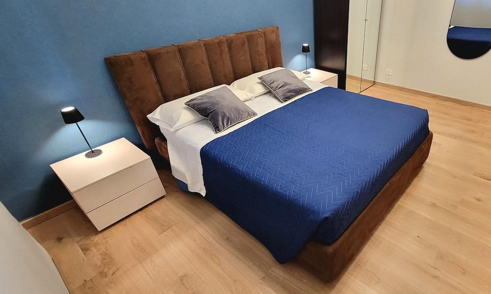 BnB Rooms And Comfort - Tap to explore photos