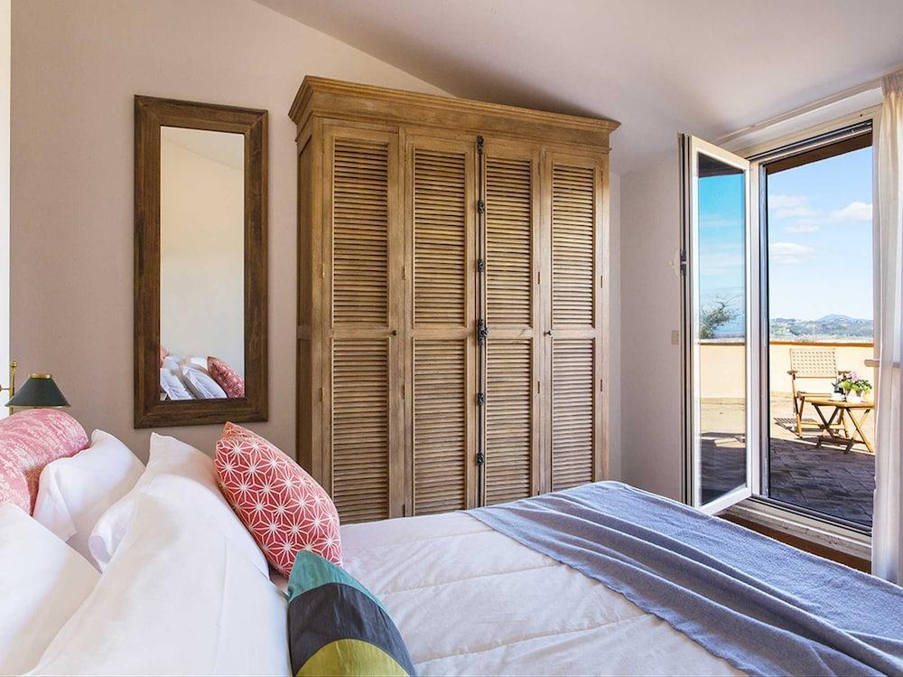 Castello del Duca Room Type - Deluxe Suite