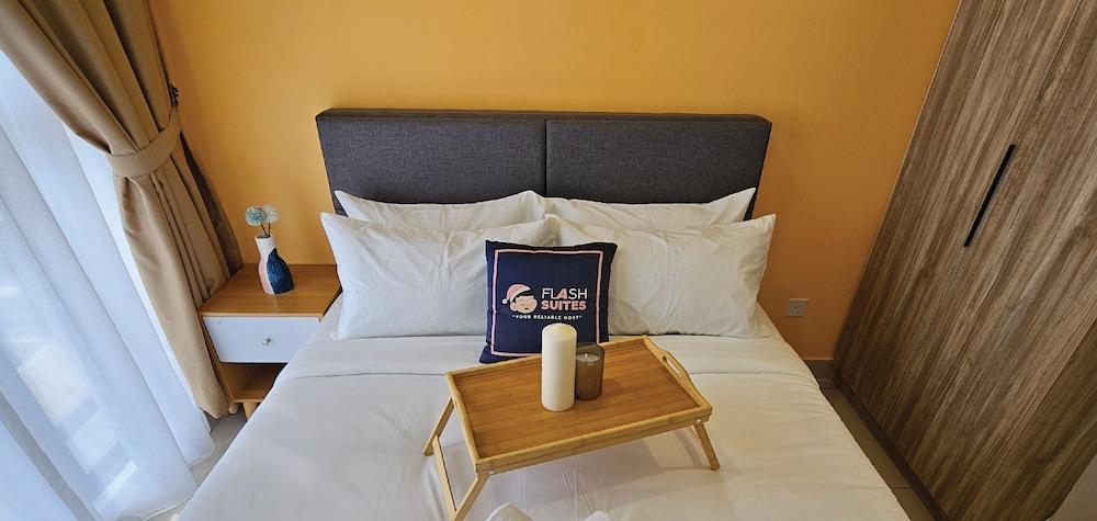Trion Premium Suites at KL - Tap to explore photos