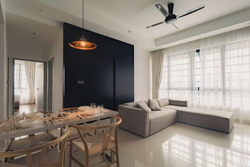 Novo Kuala Lumpur Room Type - Family Suite