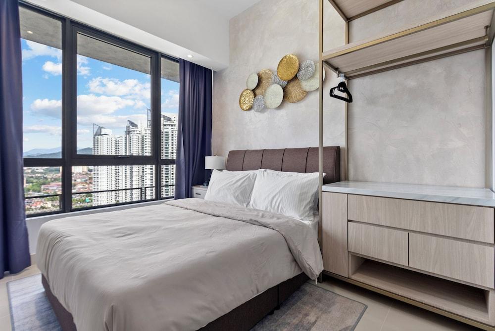 Novo Kuala Lumpur Room Type - Deluxe Single Room, City View