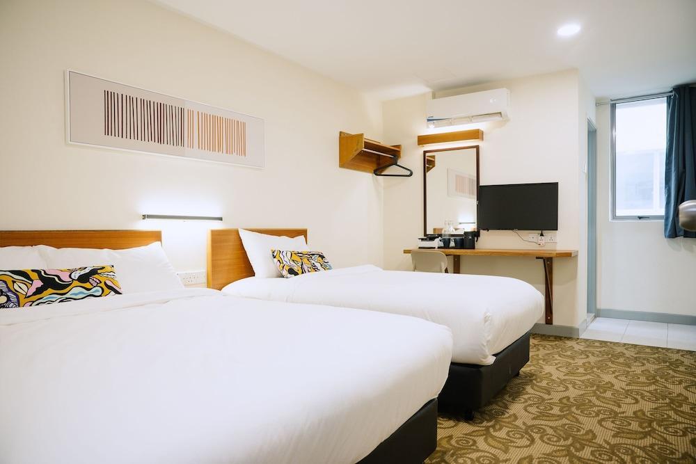 The Concept Hotel KL - TBS Room Type - Standard Triple Room