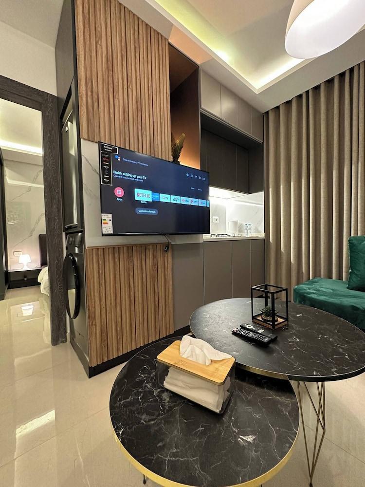 JRE Modern Apartment In Abdoun-amman Room Type - Apartment, 1 Bedroom, Accessible, Smoking JRE Modern Apartment In Abdoun-amman Room Type - Apartment, 1 Bedroom, Accessible, Smoking