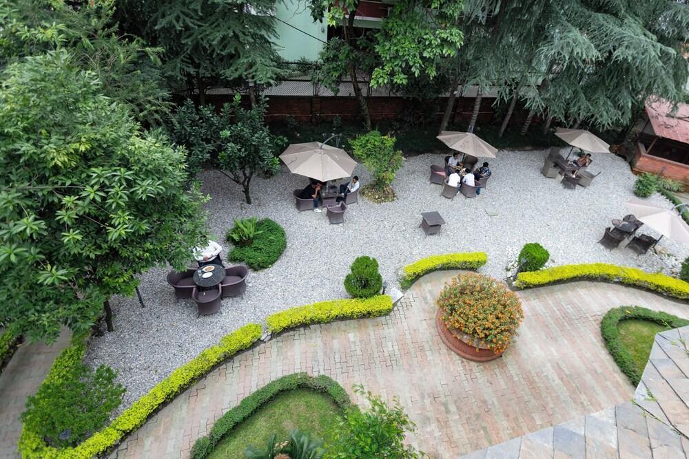Buki Lazimpat - Boutique Hotel - Tap to explore photos
