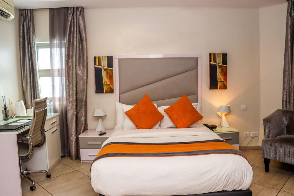 Angle Villa Room Type - Comfort Plus