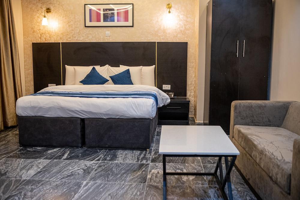 Residency Hotel Lekki Phase 1 Room Type - Executive Double Room