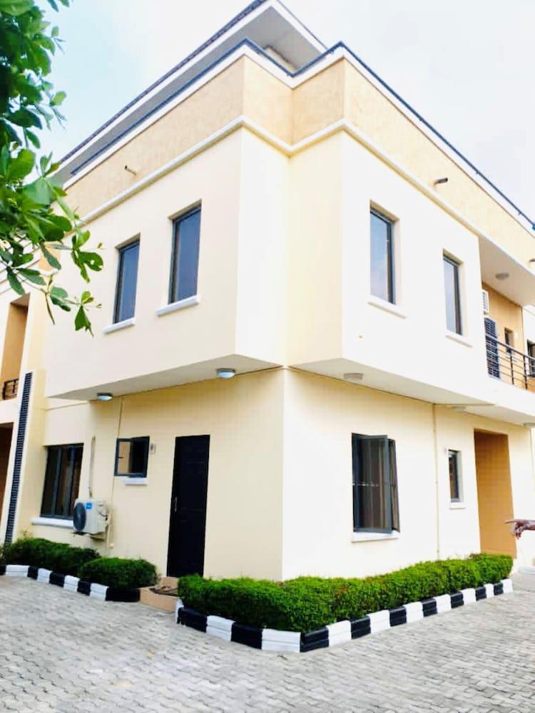 Dazzle Pearl Homes