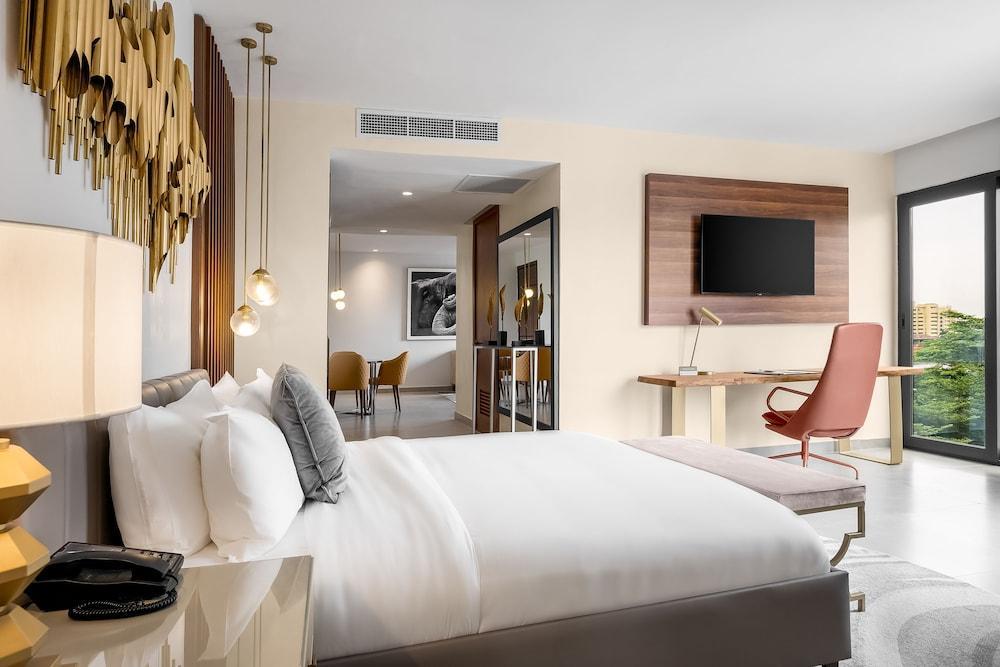 The Art Hotel Room Type - Superior King Suite
