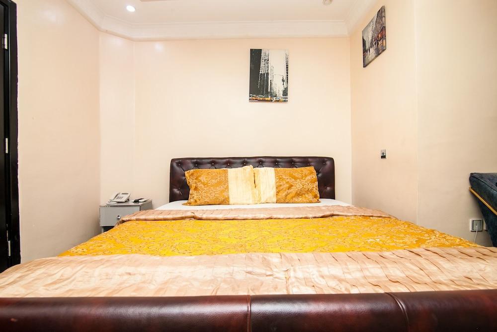 Platinum Inn Gee Hotel Ikoyi